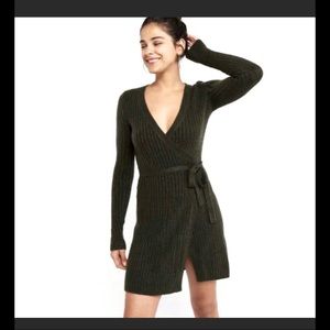 Abercrombie & Fitch Emerald Green Wrap Sweater Dress - New with Tags, Size XS
